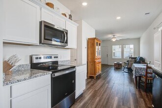 576 Polaris Wy in Summerville, SC - Building Photo - Building Photo