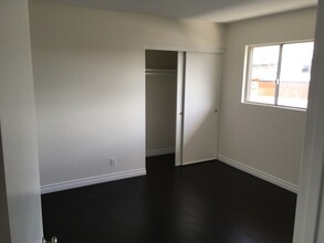 2940 W Carson St, Unit 218 in Torrance, CA - Building Photo - Building Photo