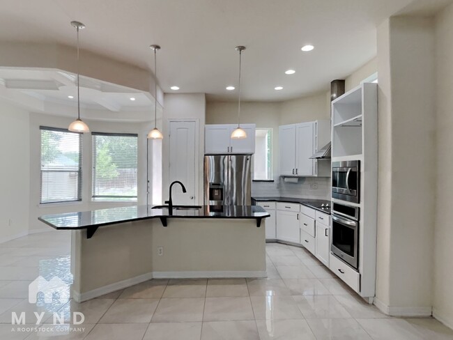3927 Key W Way in Converse, TX - Building Photo - Building Photo