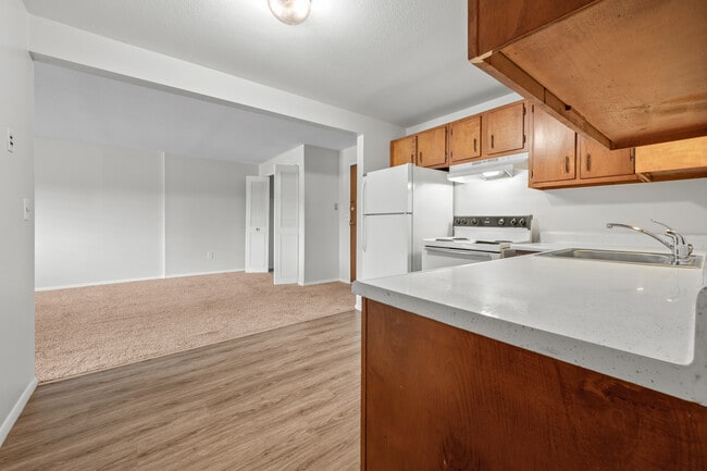 Pembrooke Court Apartments