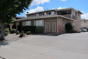 646 Arbutus Ave, Unit Unit4 in Sunnyvale, CA - Building Photo