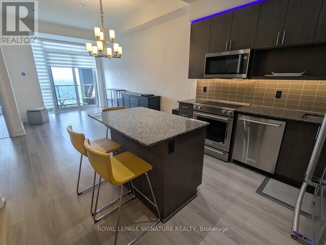 property at 18-P18 Graydon Hall Dr