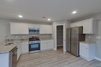 394 Angela St in Prattville, AL - Building Photo - Building Photo