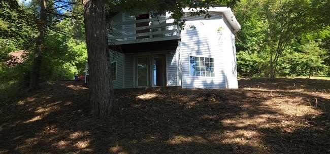 property at 543 Solar Dr