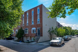 2822 Ogden St in Philadelphia, PA - Building Photo