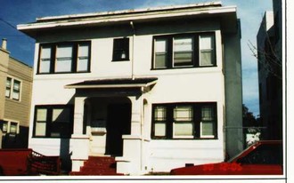 506 33rd St Apartments