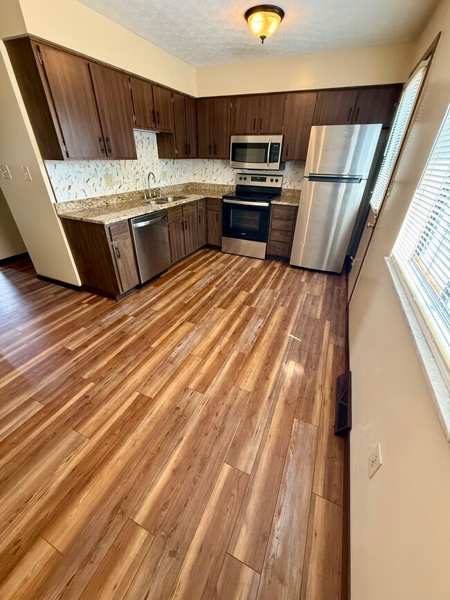 property at 3178 Cedar Grove Pl S