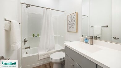 8200 W Encanto Blvd in Phoenix, AZ - Building Photo - Building Photo