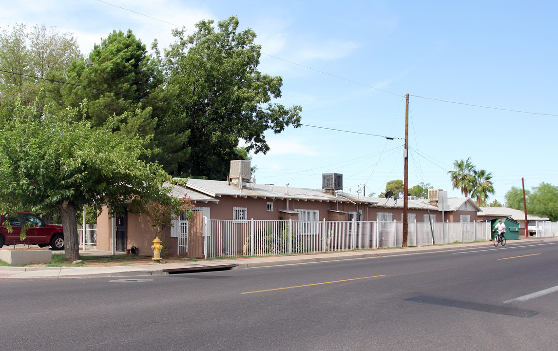 2224 N 27th St in Phoenix, AZ - Building Photo