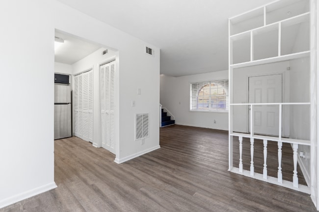 1071-1073 Laurel Ln NW in Conyers, GA - Building Photo - Building Photo