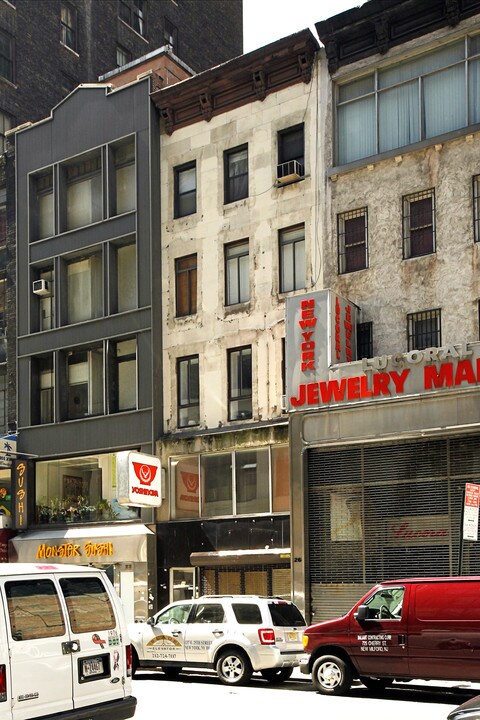 24 W 46th St in New York, NY - Foto de edificio