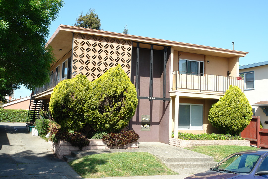 2334 Browning St in Berkeley, CA - Foto de edificio