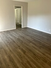8069 Caminito de Pizza in San Diego, CA - Building Photo - Building Photo