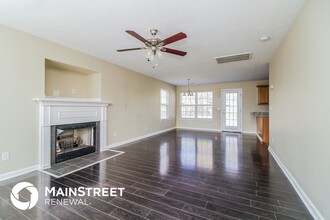 155 Lyndhurst Dr in La Vergne, TN - Building Photo - Building Photo