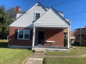 428 Benson St, Unit Number A in Staunton, VA - Building Photo