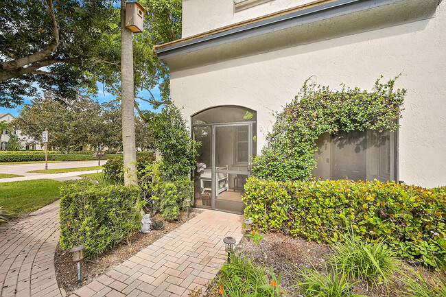 116 Evergrene Pkwy in Palm Beach Gardens, FL - Foto de edificio - Building Photo