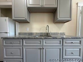 53 Fellsway W in Medford, MA - Building Photo - Building Photo