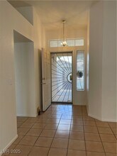 1012 Rainbow Cliff Ct in Las Vegas, NV - Building Photo - Building Photo