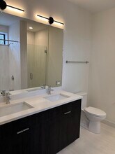 4007 N Kolmar Ave in Chicago, IL - Building Photo - Building Photo