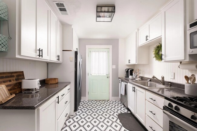 4205 Bowie St in Amarillo, TX - Building Photo - Building Photo