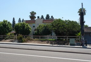 7713-7717 University Ave in La Mesa, CA - Building Photo