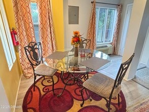 528 Bostwick Ave in Daytona Beach, FL - Building Photo - Building Photo