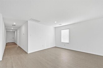 647 Montclair Ave in Princeton, TX - Building Photo - Building Photo