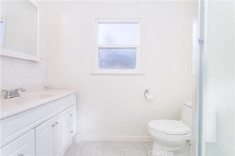 7916 Limerick Ave in Los Angeles, CA - Building Photo - Building Photo