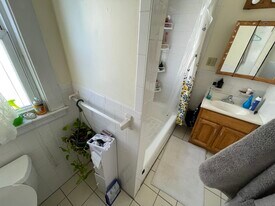 24 Claymoss Rd, Unit 3 in Boston, MA - Building Photo