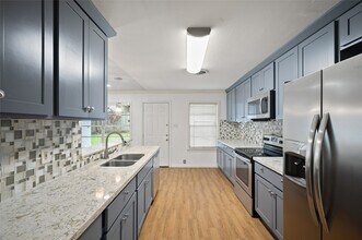 3835 Tartan Ln in Houston, TX - Building Photo - Building Photo
