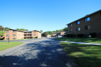 Penfield Skyline Apartments in Penfield, NY - Building Photo - Building Photo