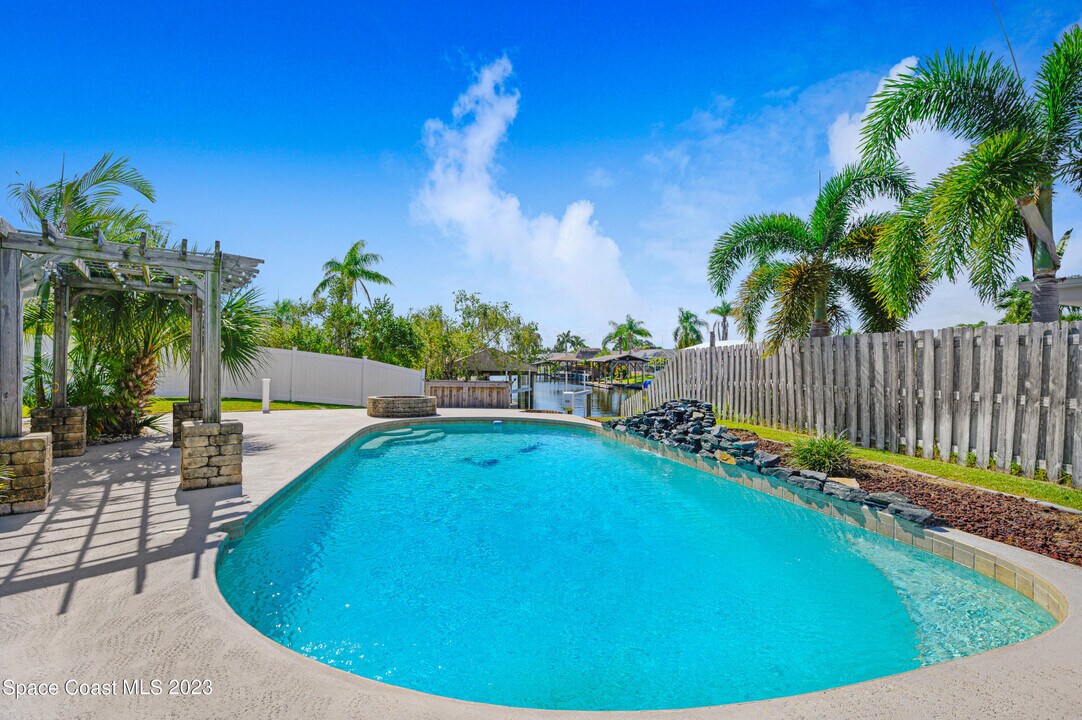 1455 Centaurus Ct in Merritt Island, FL - Building Photo