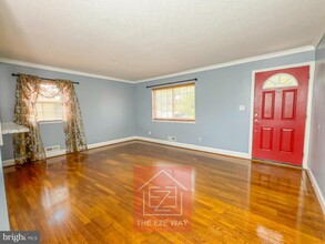 3217 St Lukes Ln in Baltimore, MD - Building Photo - Building Photo