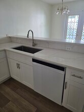 512 13th Pl, Unit 512 in Vero Beach, FL - Building Photo - Building Photo