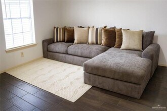 17 Highland Park Ave in Mission, TX - Building Photo - Building Photo