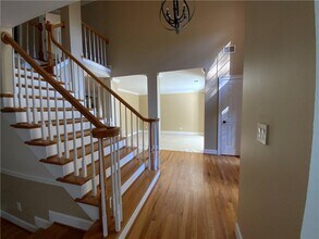 165 Kiveton Park Dr in Roswell, GA - Building Photo - Building Photo