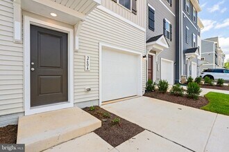 2604 Cougar Ln in Locust Grove, VA - Building Photo - Building Photo