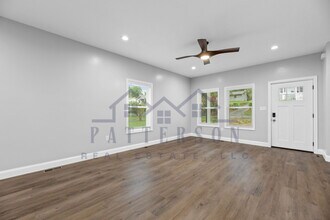 2544 Bernhurst Dr in Knoxville, TN - Building Photo - Building Photo