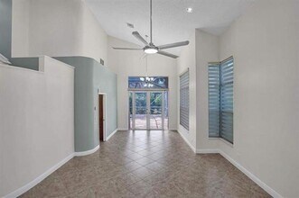 11032 Boston Dr in Hollywood, FL - Building Photo - Building Photo