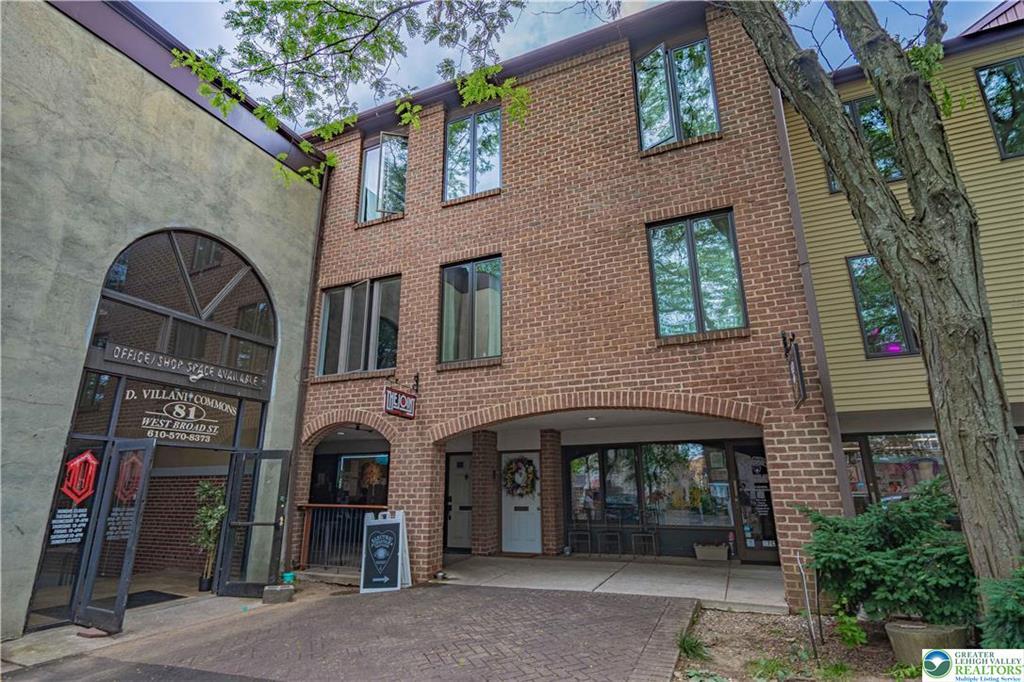 77 W Broad St in Bethlehem, PA - Building Photo