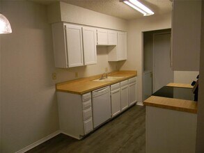 7856 Colwick Ct in Fort Worth, TX - Building Photo - Building Photo