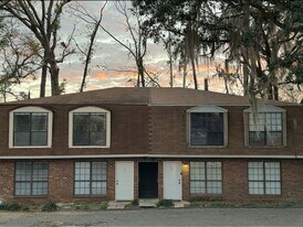 1957 Darryl Dr in Tallahassee, FL - Building Photo