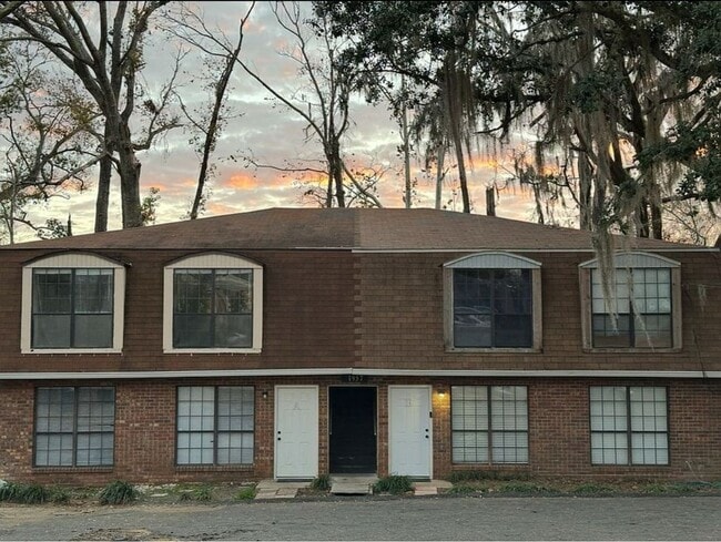 1957 Darryl Dr in Tallahassee, FL - Building Photo - Building Photo