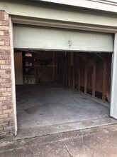 909 NW Summercrest Blvd in Burleson, TX - Building Photo - Building Photo