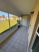 4956 Harbor Villa Ln, Unit 105 in New Port Richey, FL - Building Photo