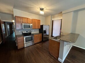 56-58-58 W 10th Ave in Columbus, OH - Building Photo - Building Photo