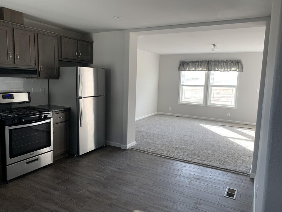 48 Jennifer Cir in Brush, CO - Building Photo