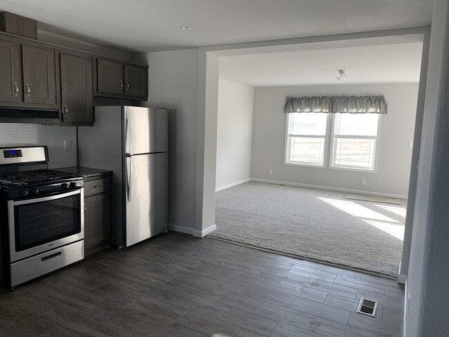 property at 48 Jennifer Cir