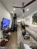 2113 N 5th St in Philadelphia, PA - Building Photo