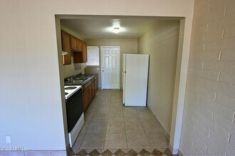 320 S Allen in Mesa, AZ - Building Photo - Building Photo